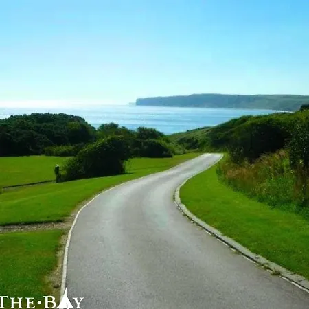 Sunrise At The Bay ファイリー